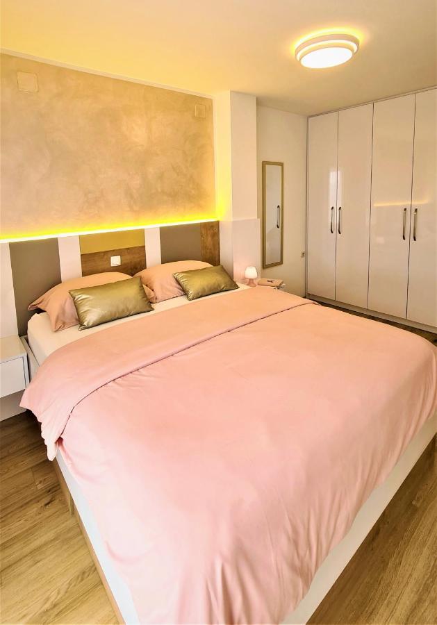 Apartment Karamarko Malinska Bagian luar foto