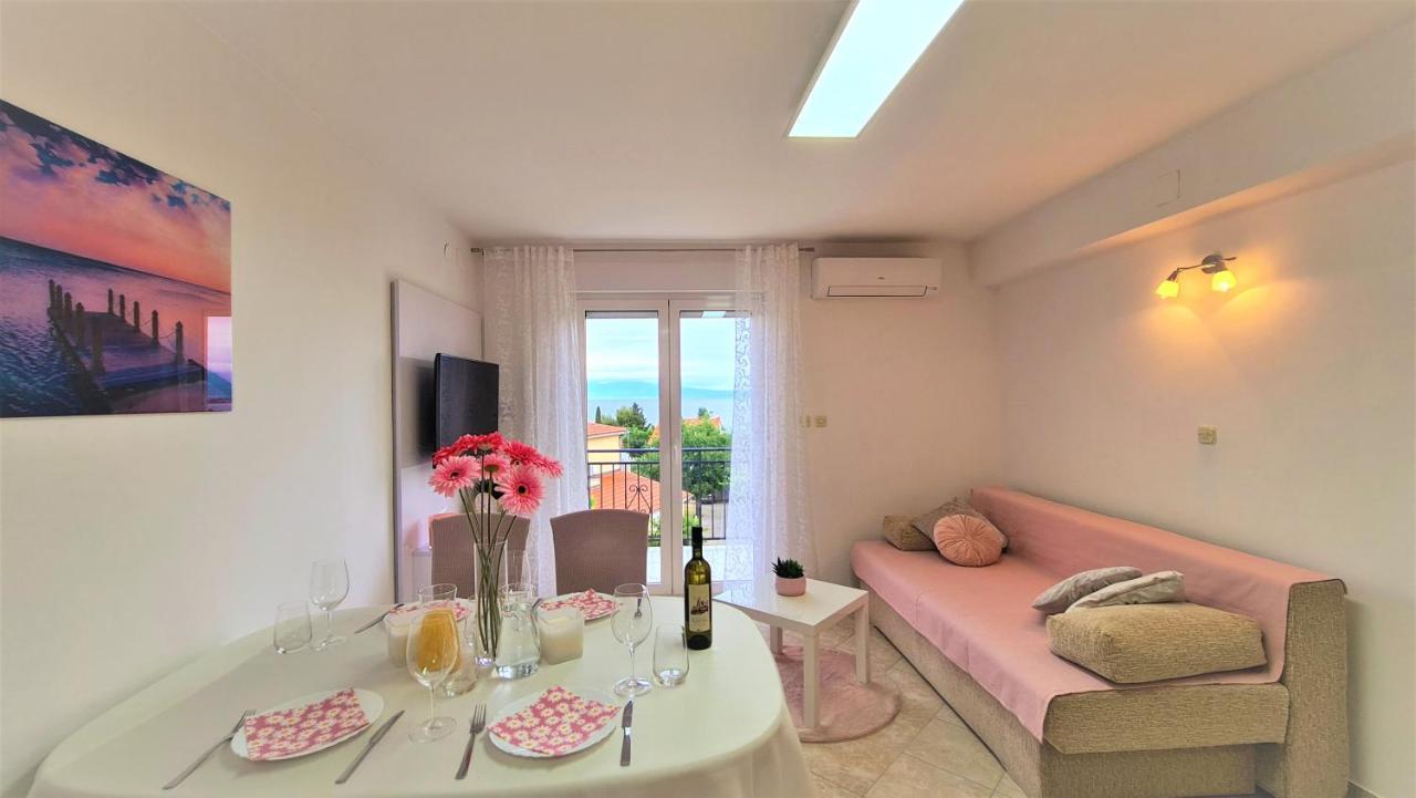 Apartment Karamarko Malinska Bagian luar foto