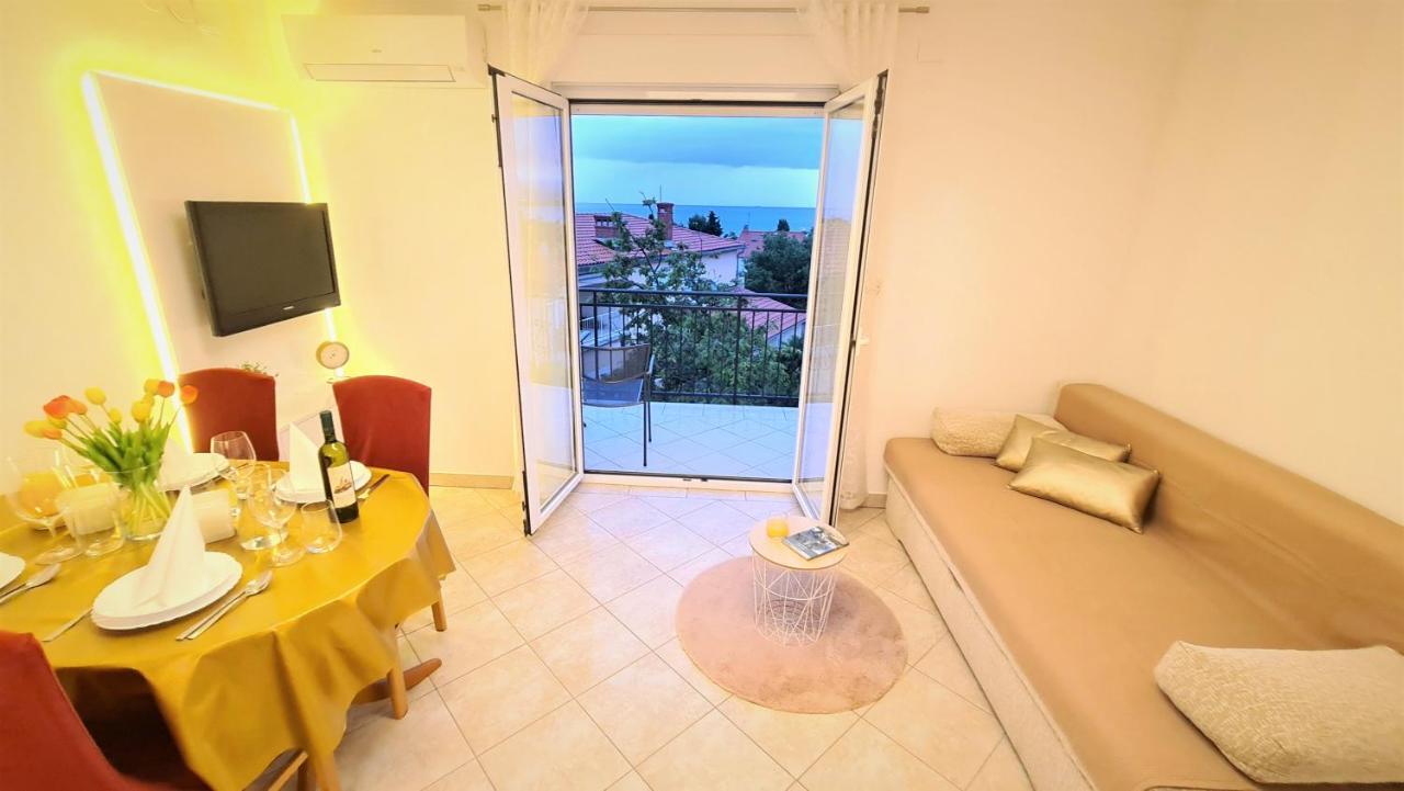 Apartment Karamarko Malinska Bagian luar foto